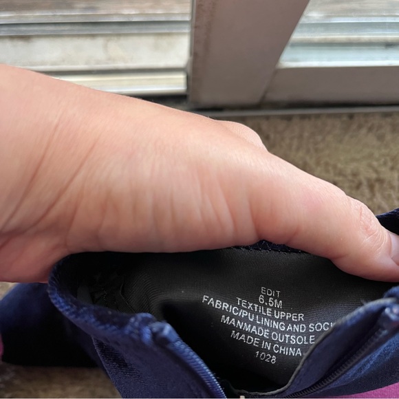 Steve Madden Edit Royal Blue Velvet
High Heel Mid-Calf Boot- Size 6.5 - Picture 11 of 13